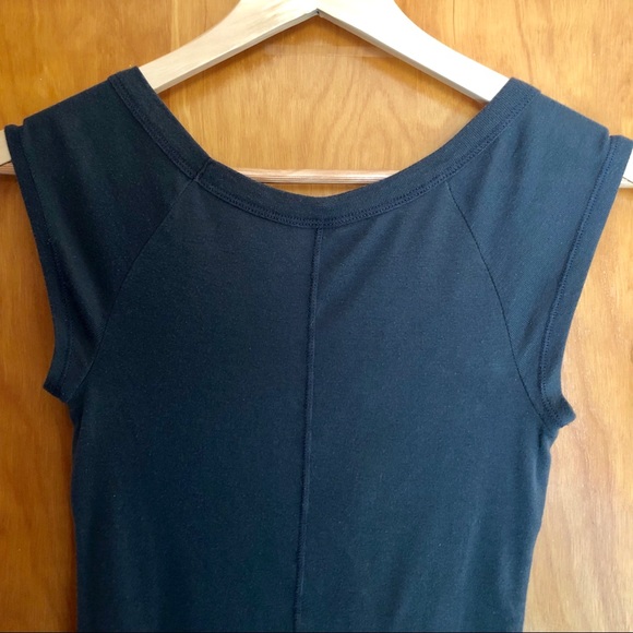 VS Tee Shop | Soft Gray Cap Sleeve Tee - Picture 5 of 6